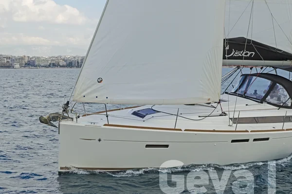 Sun Odyssey 419 - Boatscribe.com