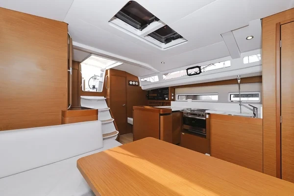 Sun Odyssey 440 - Boatscribe.com