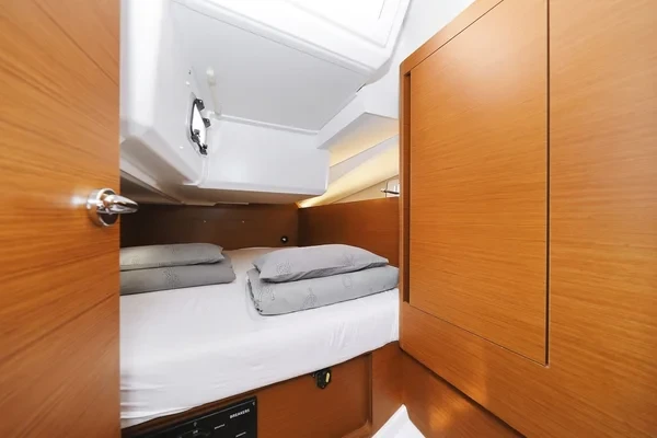 Sun Odyssey 440 - Boatscribe.com