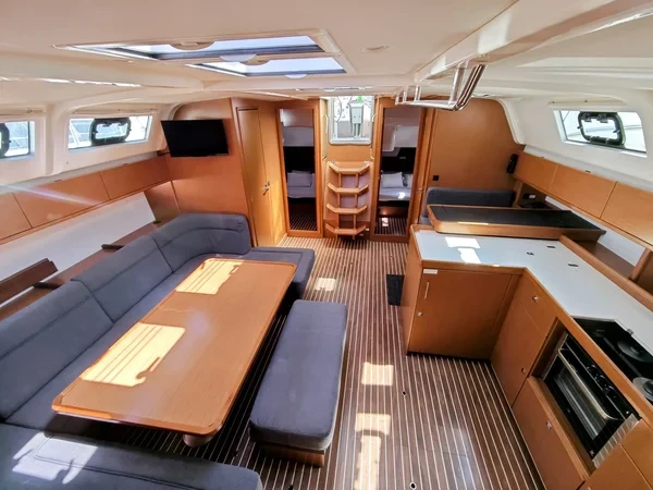Bavaria 51 Cruiser - Boatscribe.com