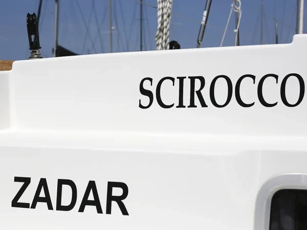 Lagoon 400 S2 - Boatscribe.com