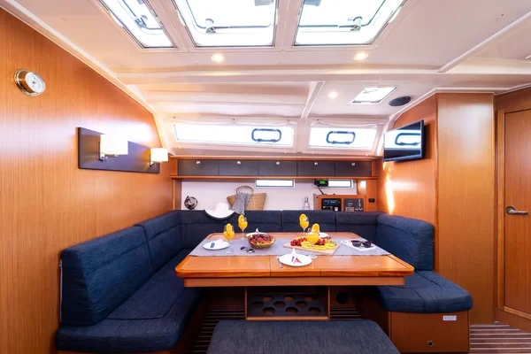 Bavaria 46 Cruiser - Boatscribe.com