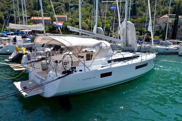 Sun Odyssey 440 - Boatscribe.com