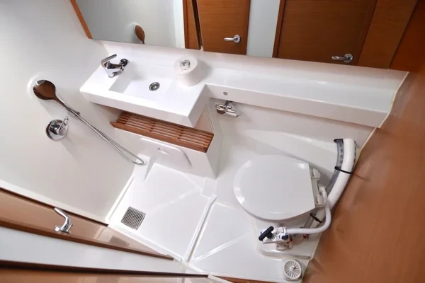 Sun Odyssey 440 - Boatscribe.com