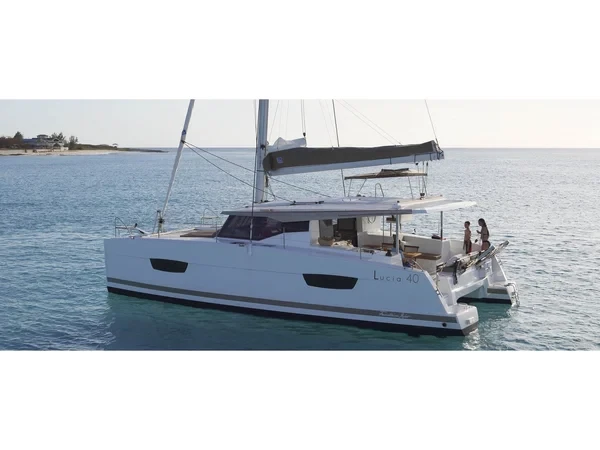 Lucia 40 - Boatscribe.com