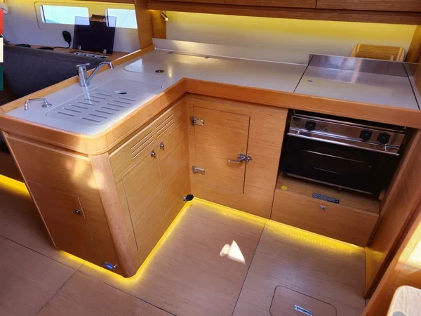 Dufour 412 GL - Boatscribe.com