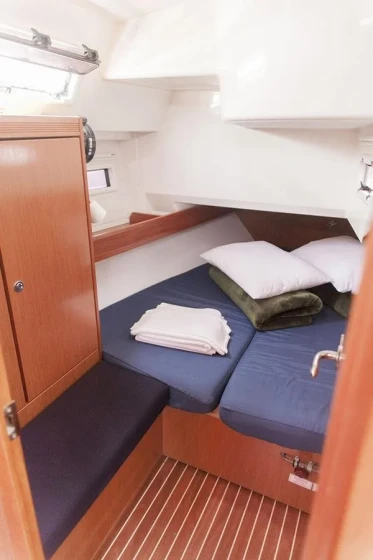 Bavaria 40 Cruiser - Boatscribe.com