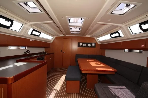 Bavaria 46 Cruiser - Boatscribe.com