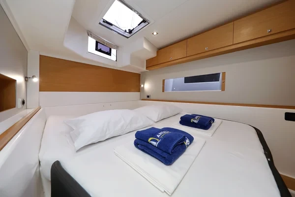 Dufour 48 - Boatscribe.com