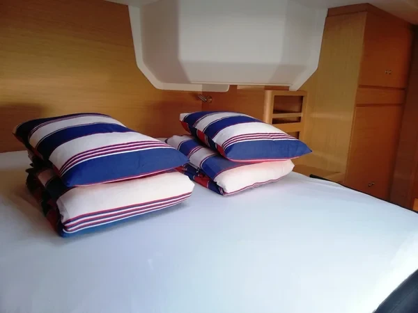 Dufour 48 - Boatscribe.com
