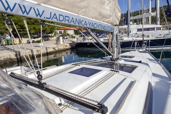 Dufour 382 GL - Boatscribe.com