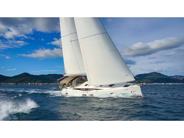 Jeanneau 51 - Boatscribe.com