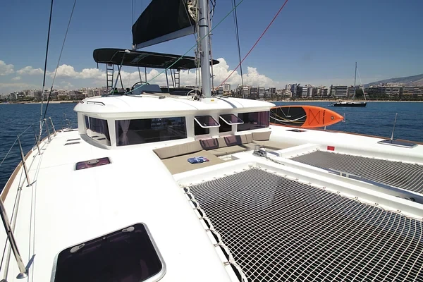 Lagoon 450 - Boatscribe.com