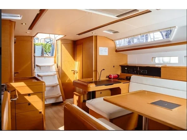 Sun Odyssey 519 - Boatscribe.com