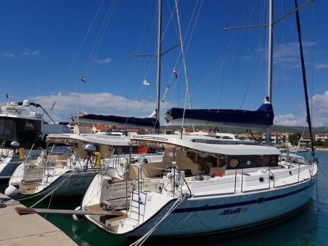 Atoll 6 - Boatscribe.com