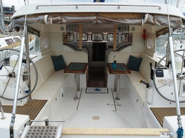 Atoll 6 - Boatscribe.com