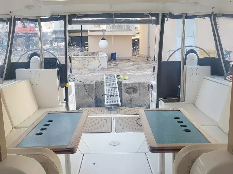 Atoll 6 - Boatscribe.com