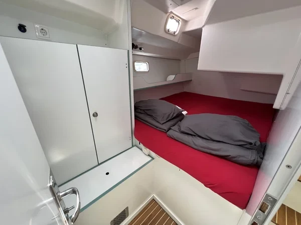 Atoll 6 - Boatscribe.com