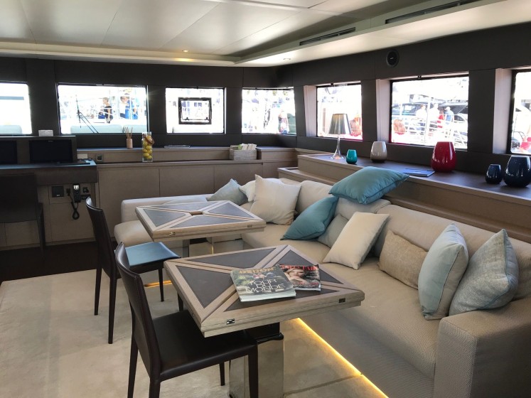 Lagoon 630 - Boatscribe.com