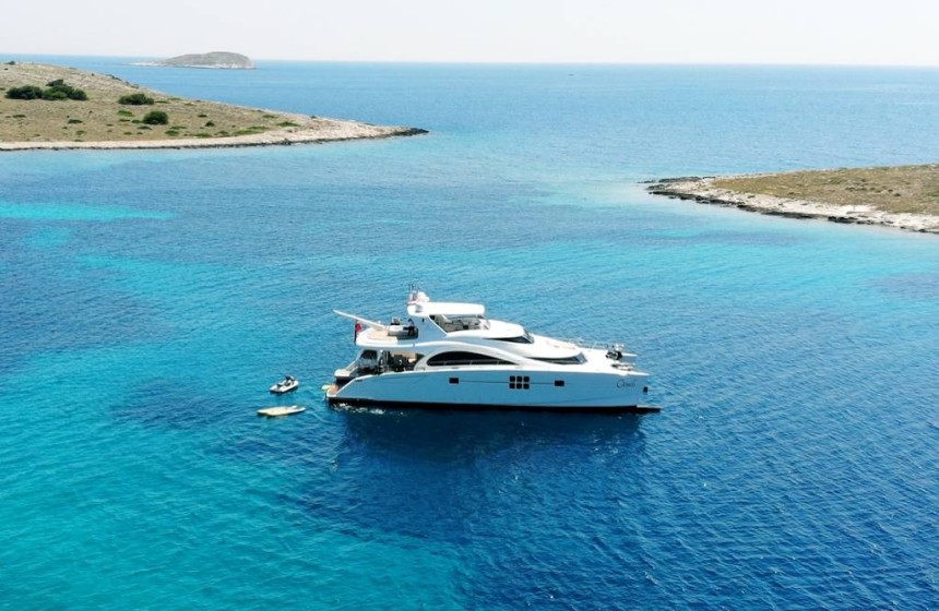 Sunreef 70 Power - Boatscribe.com