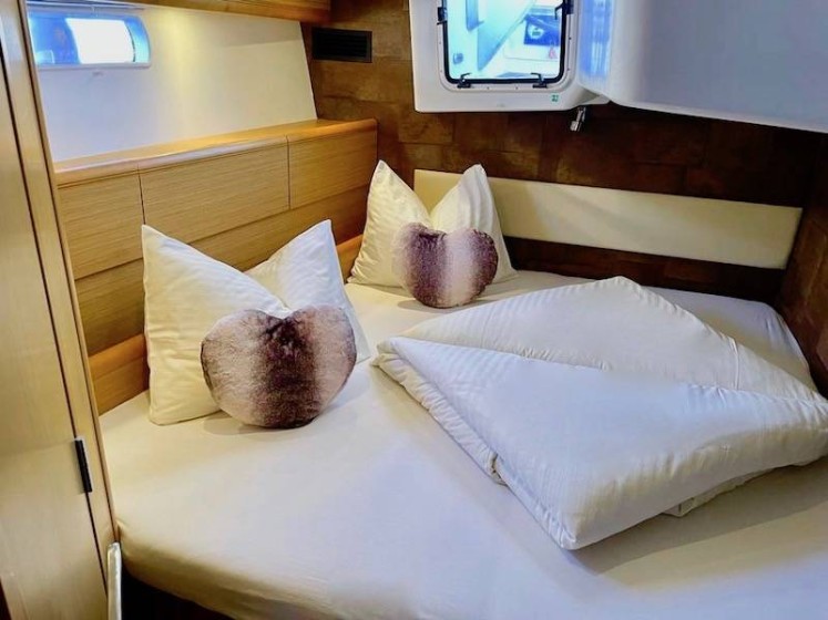 Jeanneau 57 - Boatscribe.com