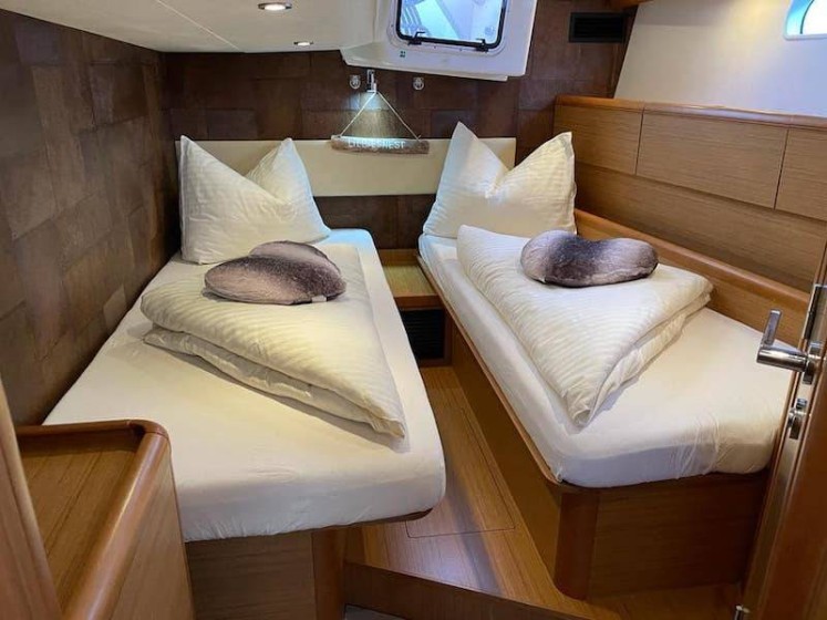 Jeanneau 57 - Boatscribe.com