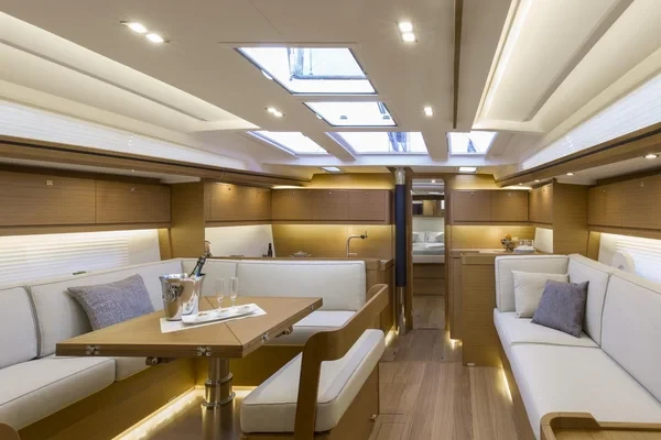 Dufour 520 GL - Boatscribe.com