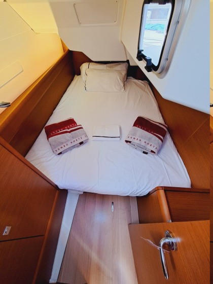 Sun Odyssey 389 - Boatscribe.com