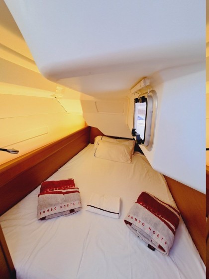 Sun Odyssey 389 - Boatscribe.com