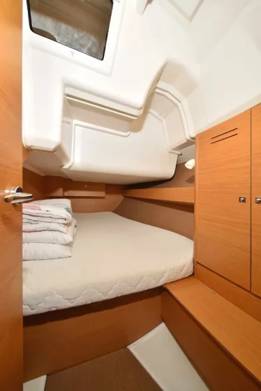 Dufour 382 GL - Boatscribe.com