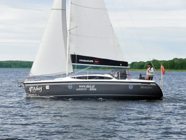 Maxus 33.1 RS - Boatscribe.com