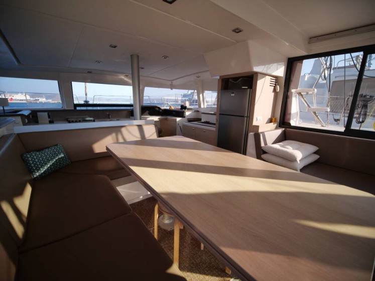 Bali 4.1 - Boatscribe.com