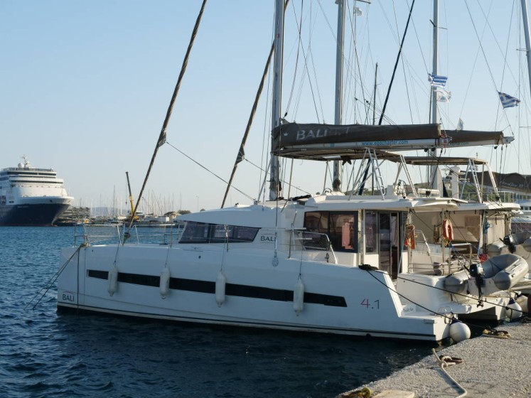 Bali 4.1 - Boatscribe.com