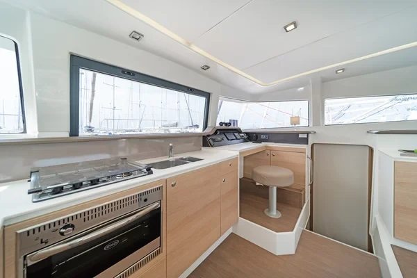 Bali 4.1 - Boatscribe.com