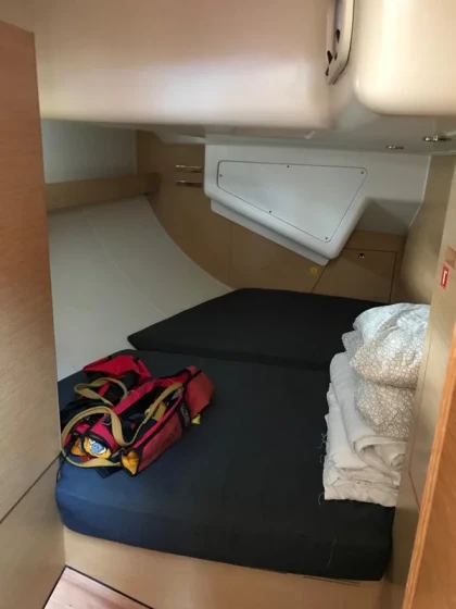 Oceanis 43 - Boatscribe.com