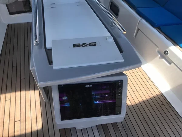 Oceanis 45 - Boatscribe.com