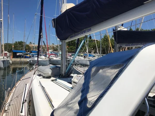 Oceanis 45 - Boatscribe.com