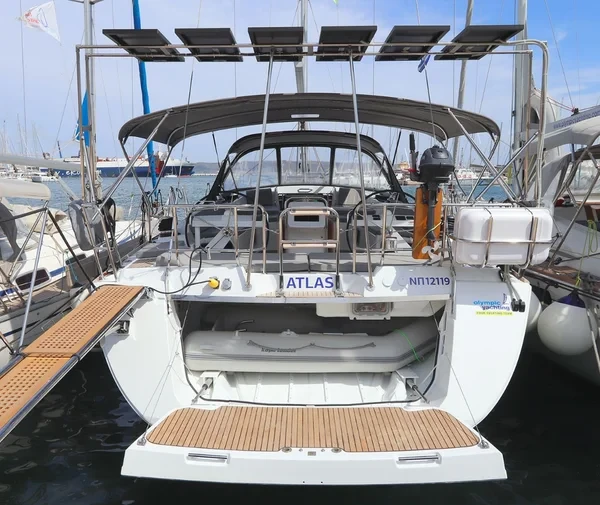 Jeanneau 58 - Boatscribe.com