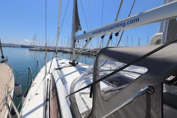 Jeanneau 58 - Boatscribe.com
