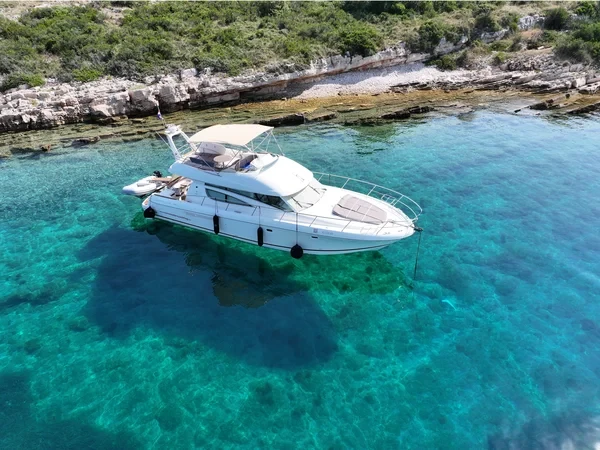 Prestige 46 Fly - Boatscribe.com