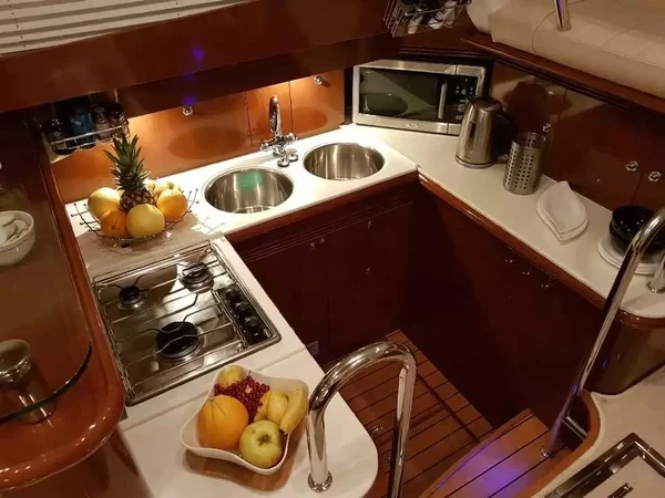 Prestige 46 Fly - Boatscribe.com
