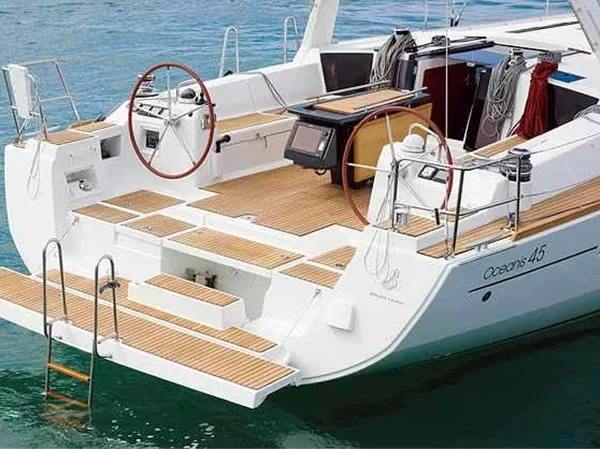Oceanis 45 - Boatscribe.com