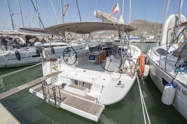 Oceanis 45 - Boatscribe.com