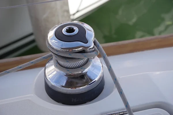 Oceanis 38 - Boatscribe.com