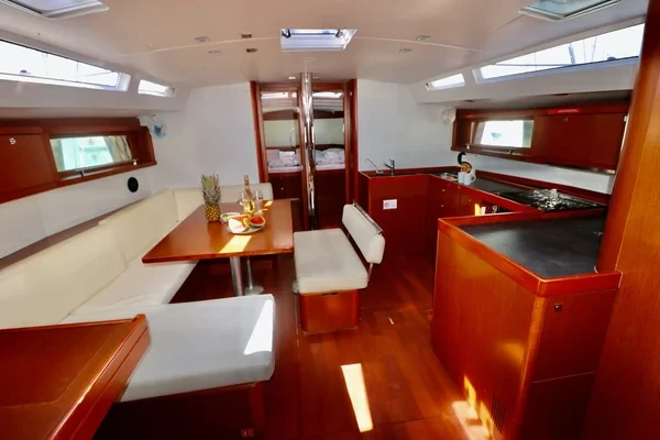 Oceanis 48 - Boatscribe.com