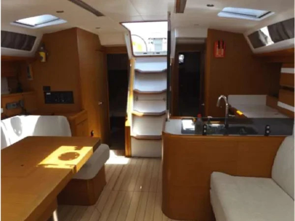 Jeanneau 53 - Boatscribe.com