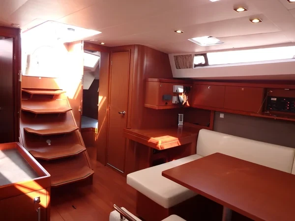 Oceanis 48 - Boatscribe.com