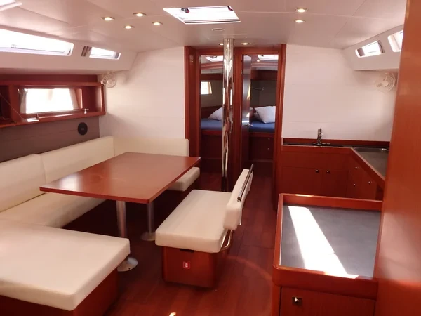 Oceanis 48 - Boatscribe.com