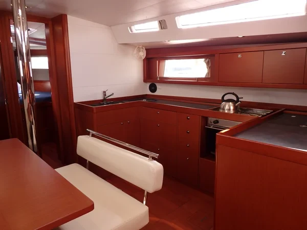 Oceanis 48 - Boatscribe.com