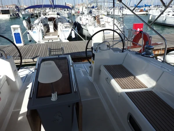 Oceanis 48 - Boatscribe.com